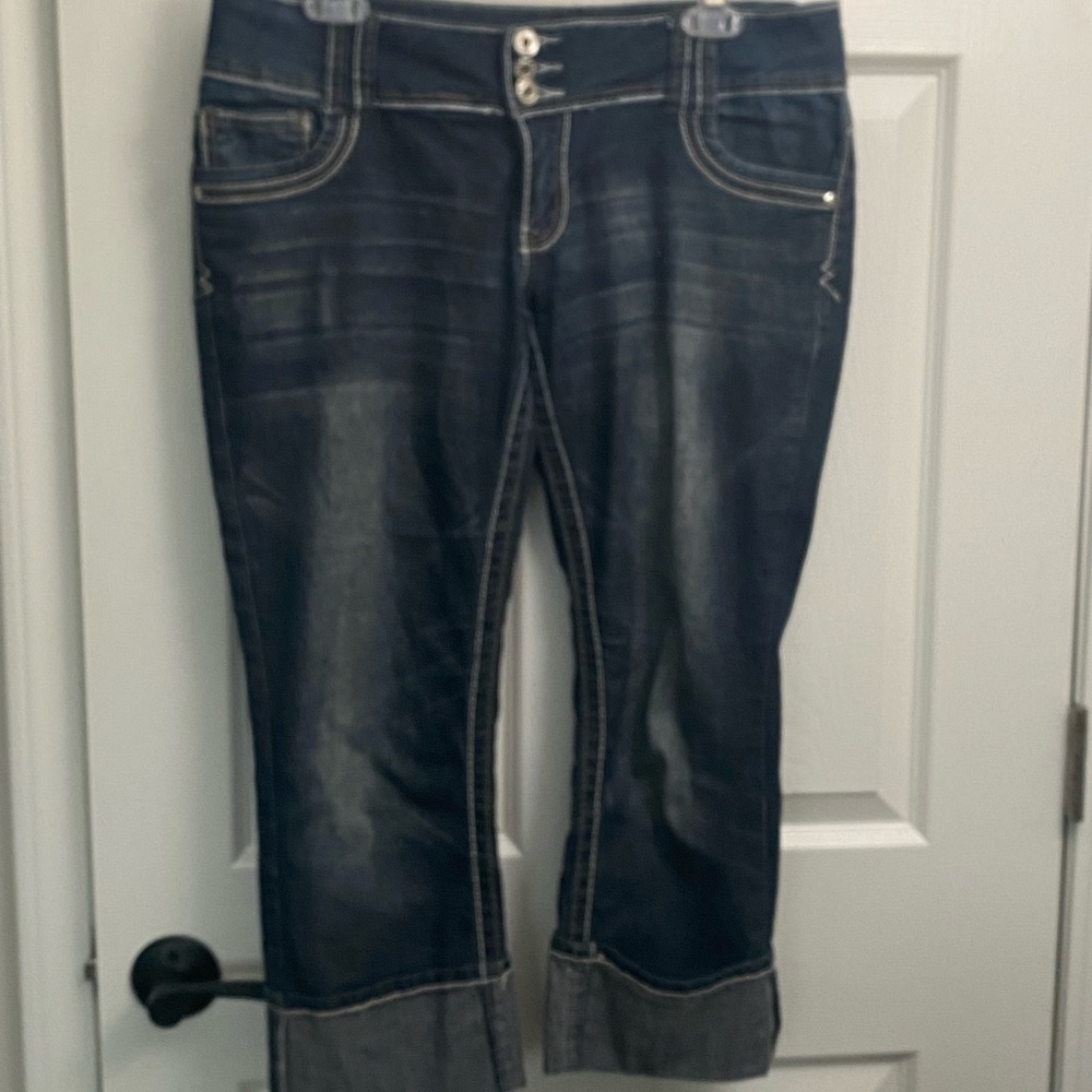 Capris, size 17